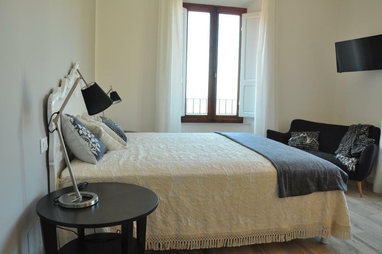 Al 32 B&B Massa Marittima Eksteriør billede