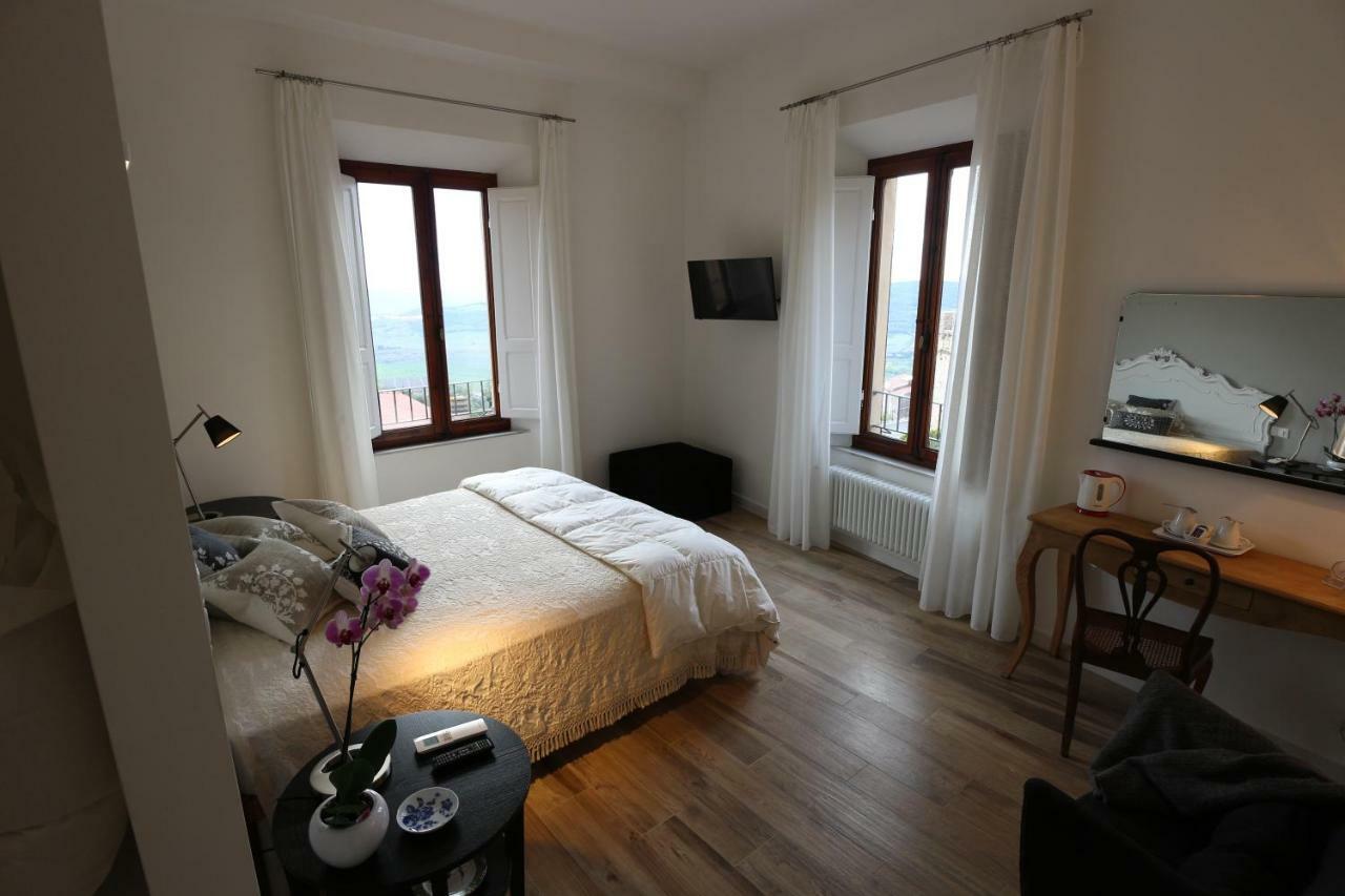 Al 32 B&B Massa Marittima Eksteriør billede